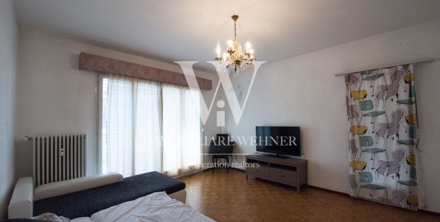 2 rooms Penthouse in Campione d'Italia, Italy No. 92332