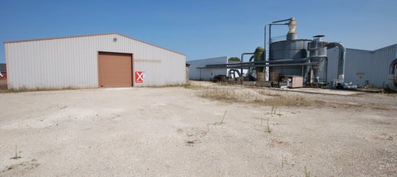 Imóvel comercial em Chatillon-sur-Loire, France 3377 m² N.º 253473 5