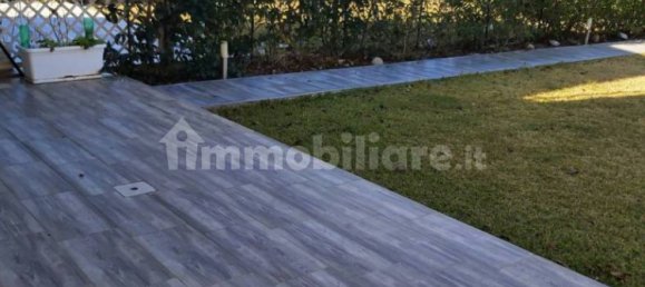 Apartamento T2 em Campofelice di Roccella, Italy N.º 255533 2