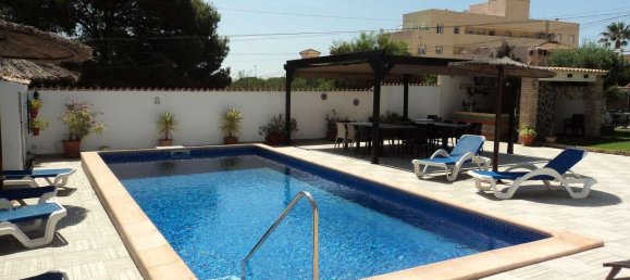 9 bedrooms Villa in Alicante, Spain No. 12742 2