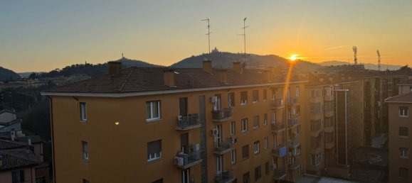 6-salle Appartement à Bologna, Italy No. 19622 5