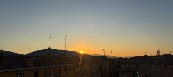 6-salle Appartement à Bologna, Italy No. 19622 2