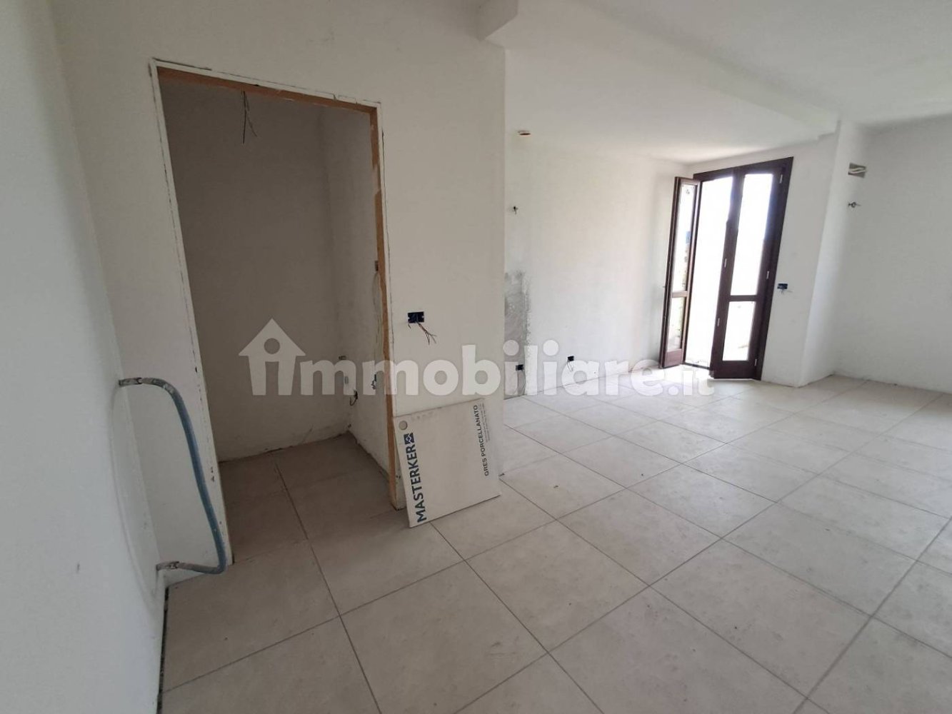 2 bedrooms Apartment in Ponsacco, Italy No. 179150