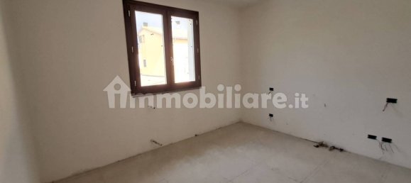 2 bedrooms Apartment in Ponsacco, Italy No. 179150 4
