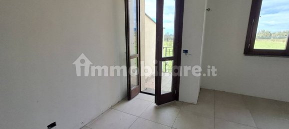 2 bedrooms Apartment in Ponsacco, Italy No. 179150 2