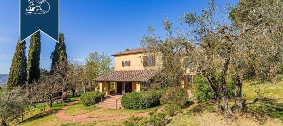 Вилла с 7 спальнями в Лучиньяно, Италия № 171354 21