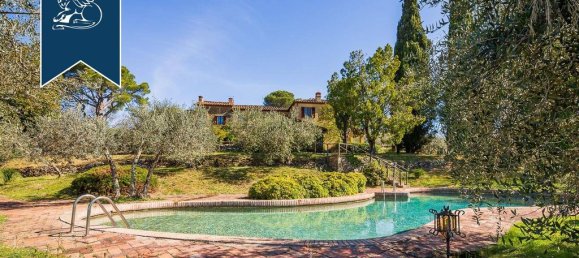 Вилла с 7 спальнями в Лучиньяно, Италия № 171354 31