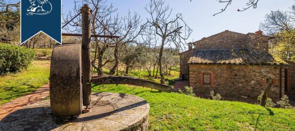 Вилла с 7 спальнями в Лучиньяно, Италия № 171354 38