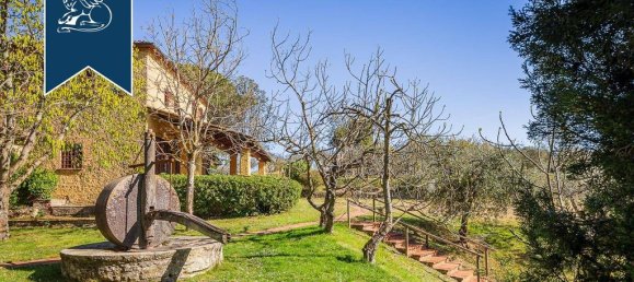 Вилла с 7 спальнями в Лучиньяно, Италия № 171354 36