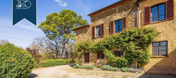 Вилла с 7 спальнями в Лучиньяно, Италия № 171354 25