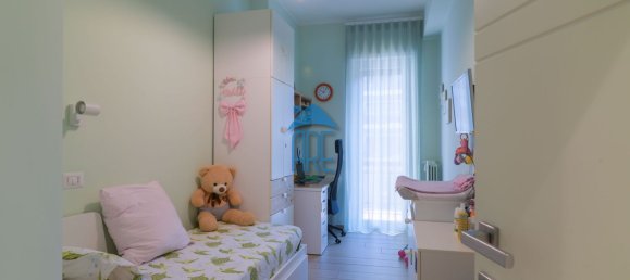 3 bedrooms Apartment in Rome, Italy No. 323554 8