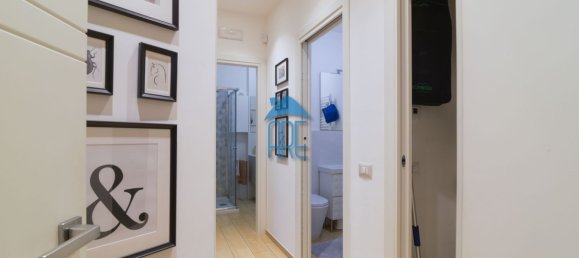 3 bedrooms Apartment in Rome, Italy No. 323554 7