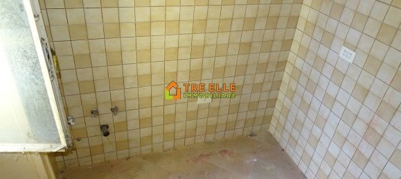 5 bedrooms Apartment in Marigliano, Italy No. 178754 12