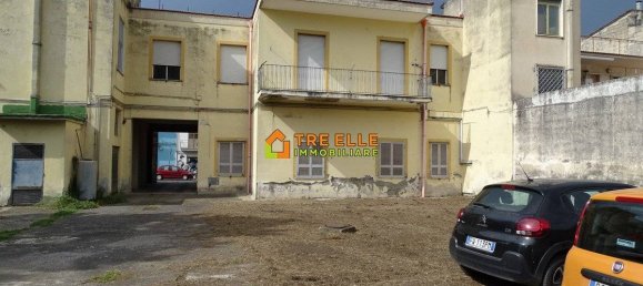 5 bedrooms Apartment in Marigliano, Italy No. 178754 3