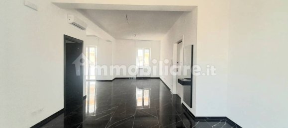3 Schlafzimmer Wohnung in Lecce, Italy, Nr. 369623 33