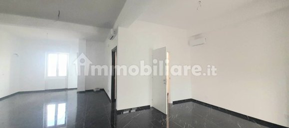 3 Schlafzimmer Wohnung in Lecce, Italy, Nr. 369623 5