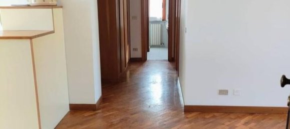 Apartamento de 4 habitaciónes en Montemarciano, Italy No. 35259 2
