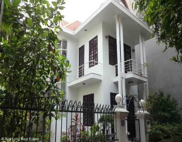 Дом с 3 спальнями в Тэйхо, Вьетнам № 5174