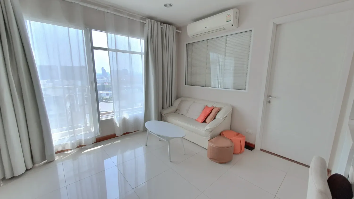 Кондоминиум  в Банг Пхлат, Таиланд № 74592