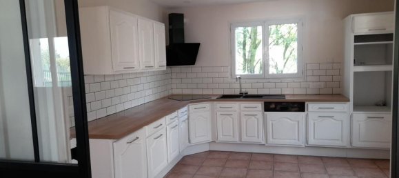 7 Schlafzimmer Haus in Mezieres-lez-Clery, France, Nr. 230130 4