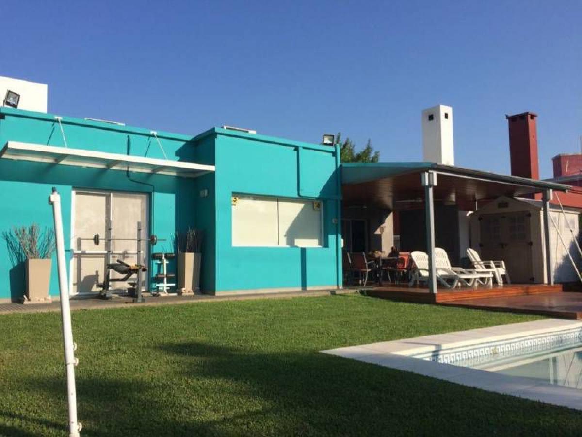 3 bedrooms House in Pilar, Argentina No. 53603