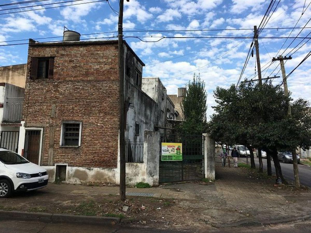 3 Schlafzimmer Haus in Tres de Febrero, Argentina, Nr. 53277