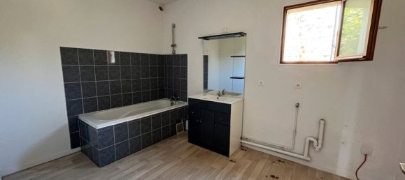 2 bedrooms Apartment in Terrasson-Lavilledieu, France No. 318853 6