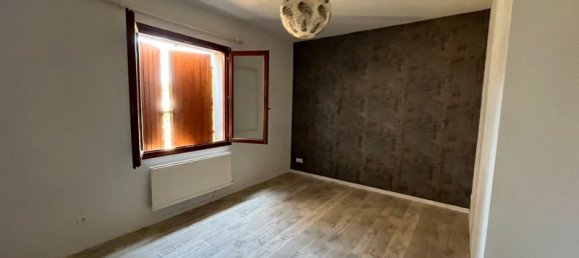2 bedrooms Apartment in Terrasson-Lavilledieu, France No. 318853 5