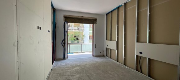 4 rooms Apartment in Palermo, Italy No. 262453 12