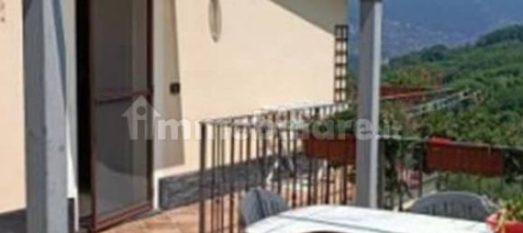 Apartamento de 2 dormitorios en Rapallo, Italy No. 59849 8