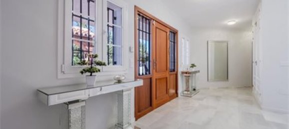 Вилла с 5 спальнями в Михас, Испания № 18793 27