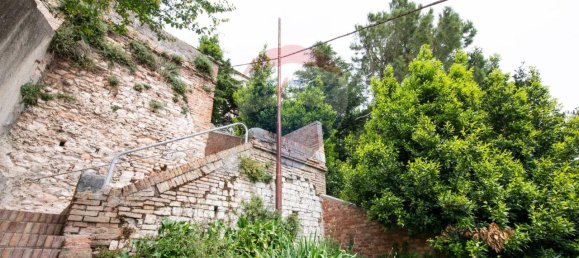 5غرفة شقة في Arcevia, Italy رقم 2265 12