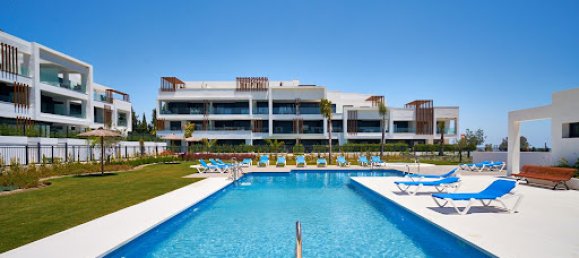 Apartamento de 2 dormitorios en Estepona, Spain No. 183361 5