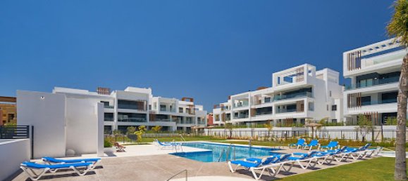 Apartamento de 2 dormitorios en Estepona, Spain No. 183361 7