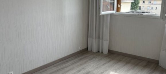 2 chambres Appartement à Neuilly-sur-Marne, France No. 176031 3