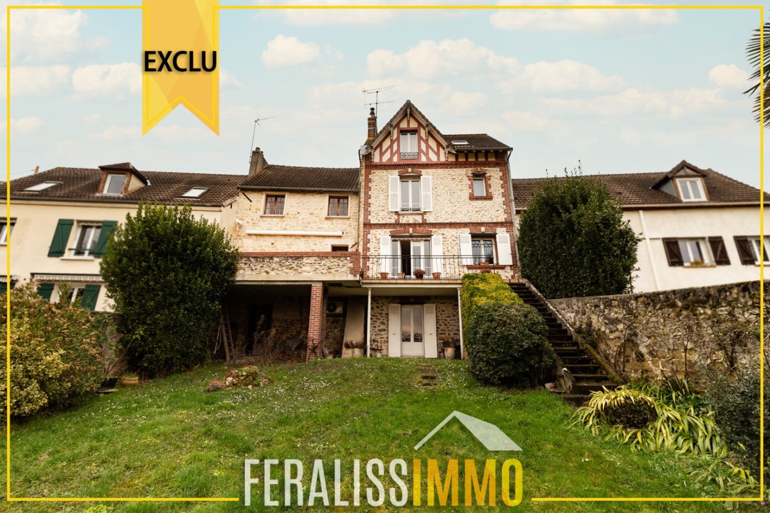 3 bedrooms Villa in Vaux-sur-Seine, France No. 127110