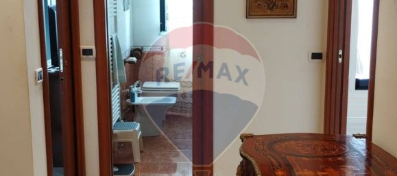 5 bedrooms House in Cagnano Varano, Italy No. 262214 4