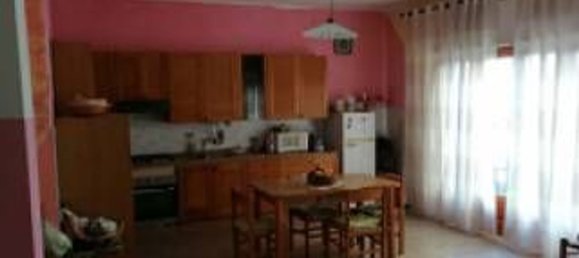 Casa de 6 divisões em Capri Leone, Italy N.º 40954 13