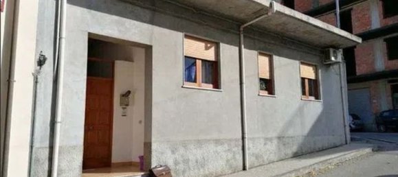 Casa de 6 divisões em Capri Leone, Italy N.º 40954 3