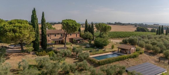 28 rooms House in Castiglione del Lago, Italy No. 292912 3