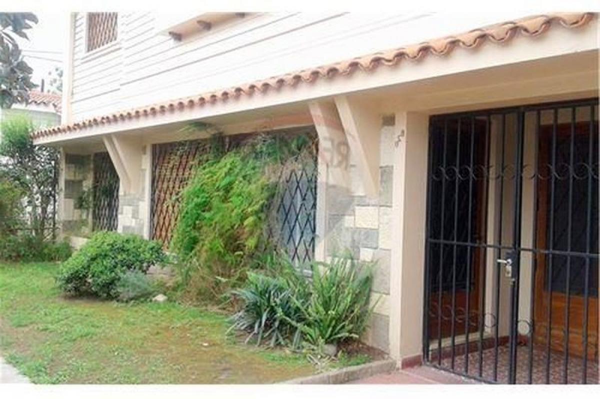 3 bedrooms House in Cordoba, Argentina No. 9060