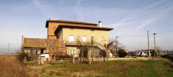 4 rooms House in Montepulciano, Italy No. 59281 5