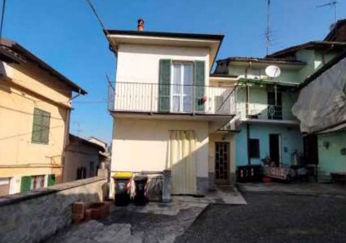 3 Schlafzimmer Wohnung in Villalvernia, Italy, Nr. 364375