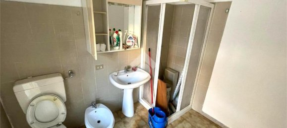 Imóvel comercial de 2 divisões em Arcade, Italy N.º 71331 7