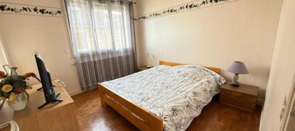 5 chambres Maison de ville à Châteauroux, France No. 208474 7