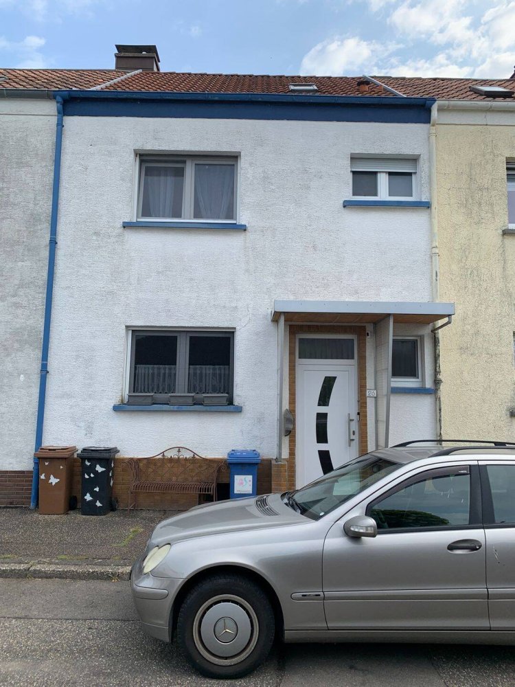 Таунхаус с 5 комнатами в Пирмазенс, Германия № 360299