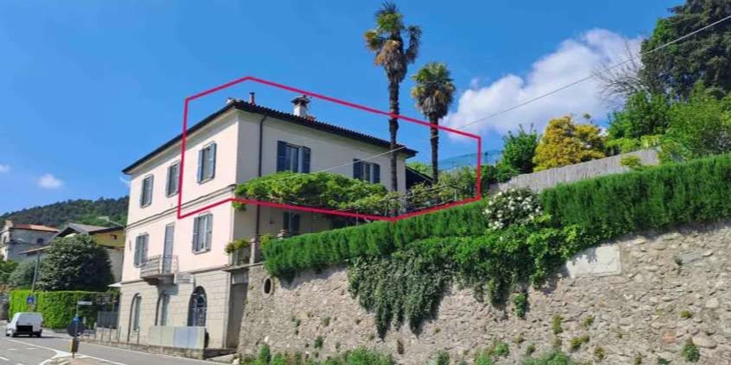 3 rooms Apartment in San Fermo della Battaglia, Italy No. 8390