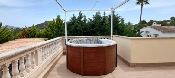 4 bedrooms Villa in Nova Santa Ponsa, Spain No. 14144 7