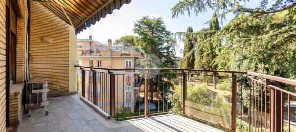 6 rooms Apartment in Rome, Italy No. 85743 43