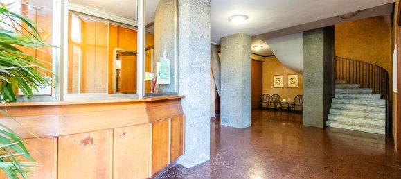 6 rooms Apartment in Rome, Italy No. 85743 14